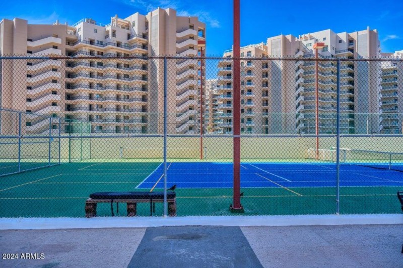 Tennis & Pickleball & Basketball Courts