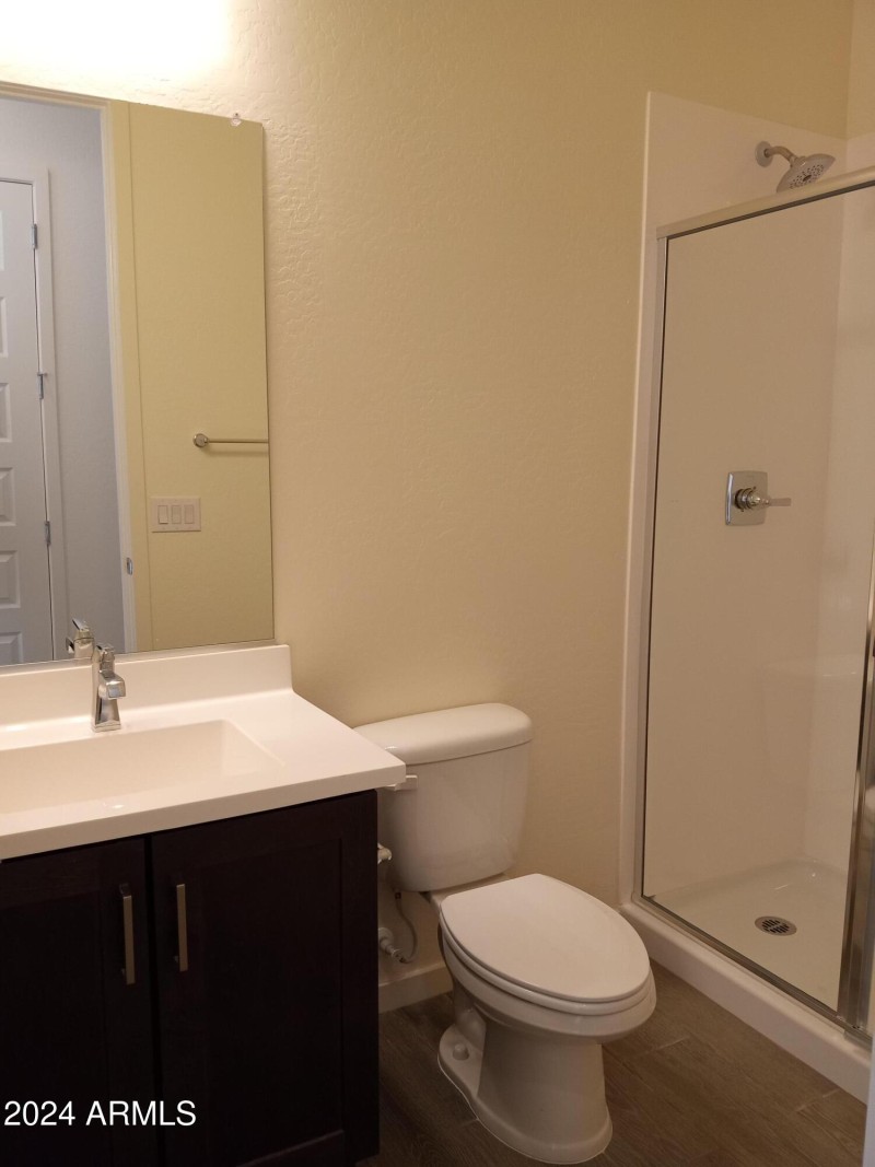 Bath 3 w/Extended Shower