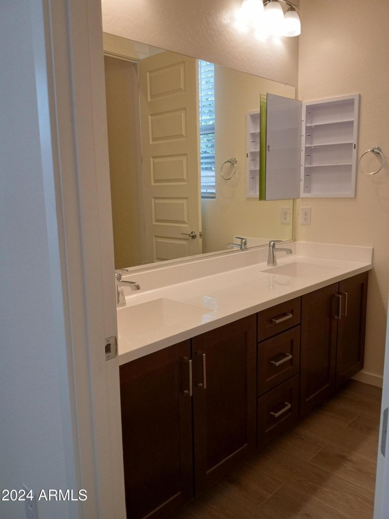 Bath 2 Tub/Shower Combo