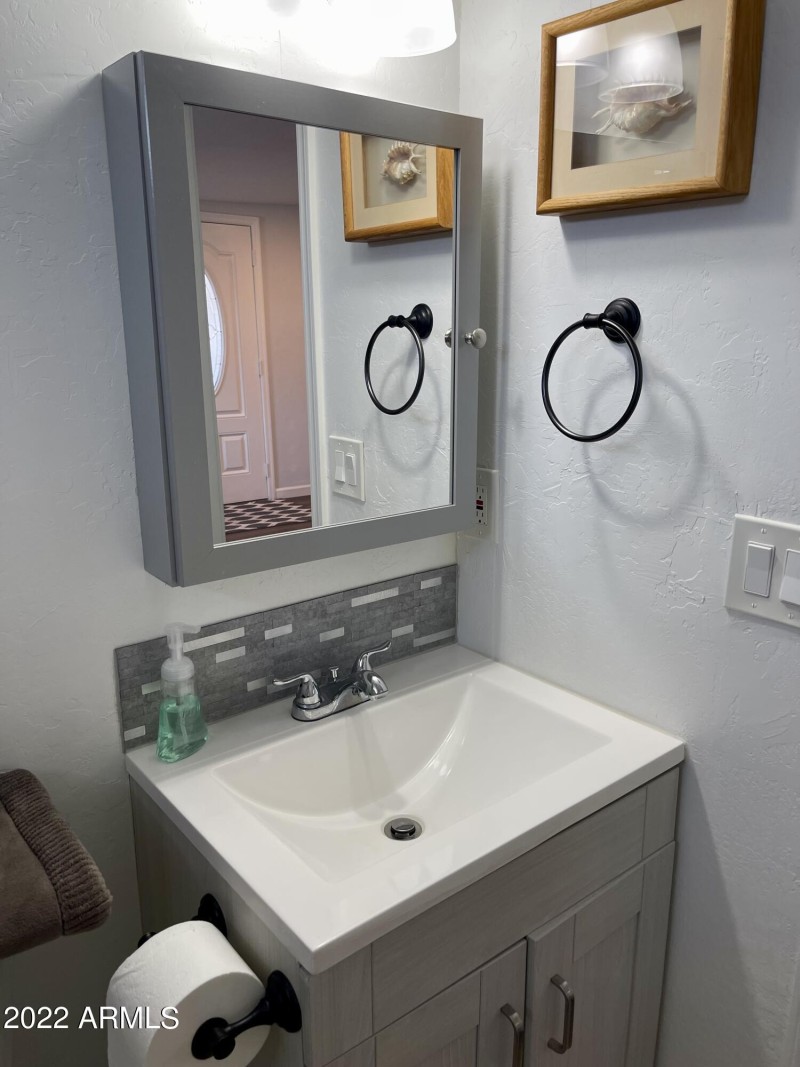 7750 E. Broadway Rd. #911