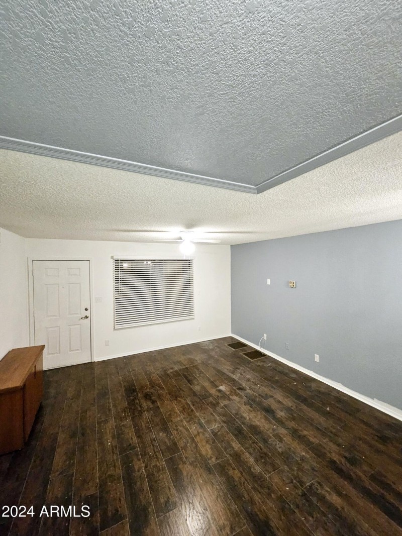 B2E9EB7A-810B-4EE9-A24B-37B814E6A859