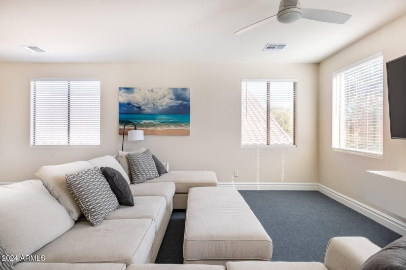 2a3e87c4-6e0d-4fd4-9e78-78022fa72a41