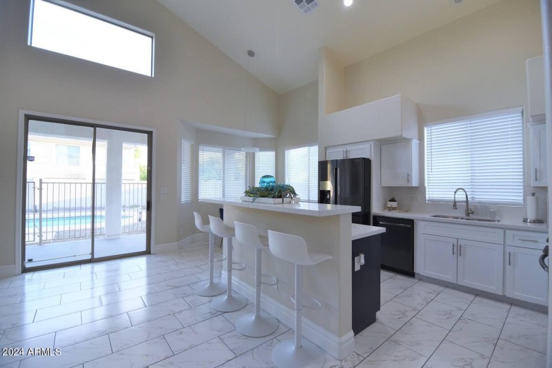 8f735717-6c0e-4488-af43-18219c20e7df