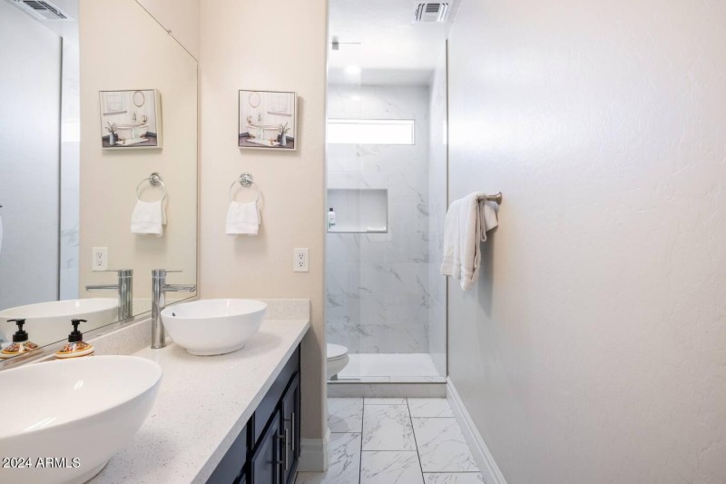 87a3f6cb-8958-4df0-88b5-33929f5ba974