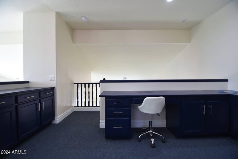 e7eb1db2-7e23-4c81-820b-f8de544b5faf