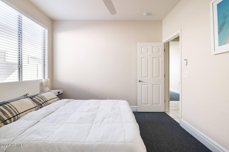 fe706048-79a5-4358-beda-ddbafc07b018