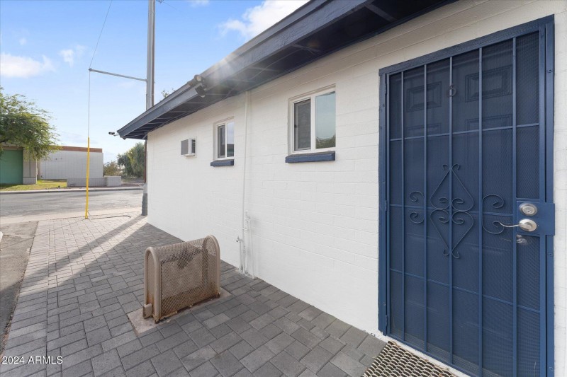 02-002-front-exterior