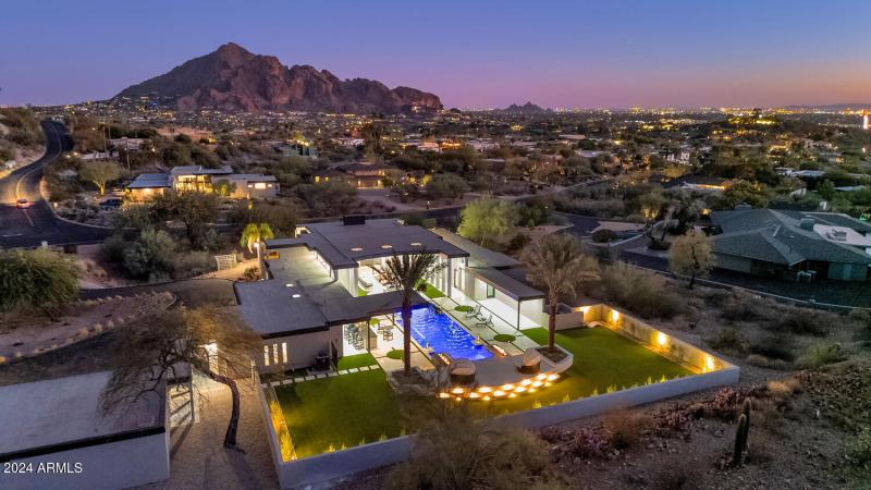 6664 N 40th St-large-051-010-6664 N 40th