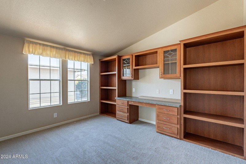 25-web-or-mls-Goldfield-25