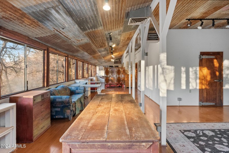 46-web-or-mls-A7S03686