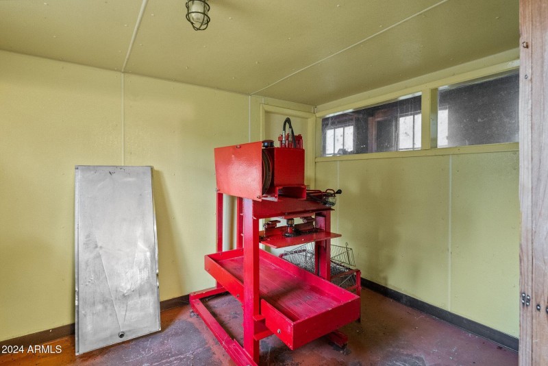 61-web-or-mls-A7S03761