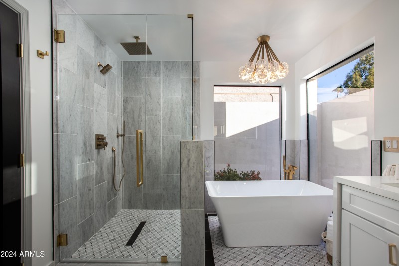 TUB & SEPARATE WALK-IN SHOWER