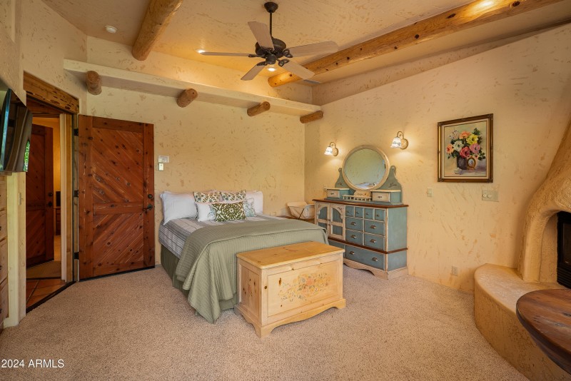 JL_3875NStagecoachRd-MariposaRoom-05