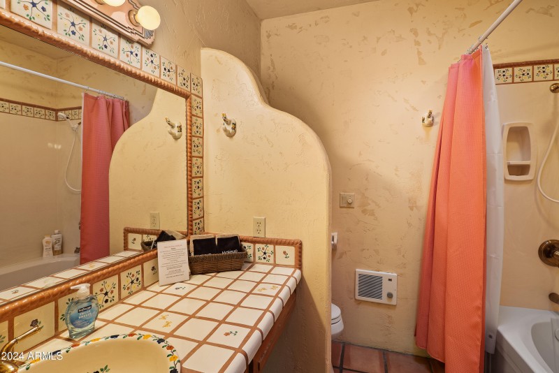 JL_3875NStagecoachRd-GossamerWing-04