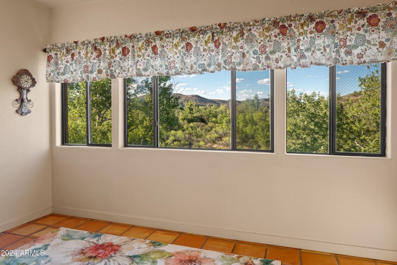 JL_3875NStagecoachRd-Upstairs-15