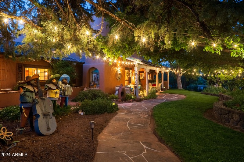 JL_3875NStagecoachRd-Home&Lawn-29