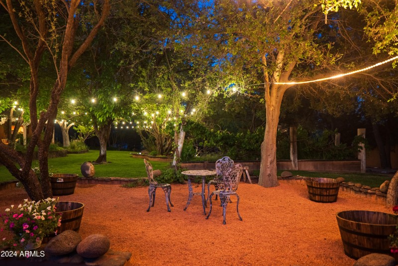 JL_3875NStagecoachRd-Home&Lawn-26