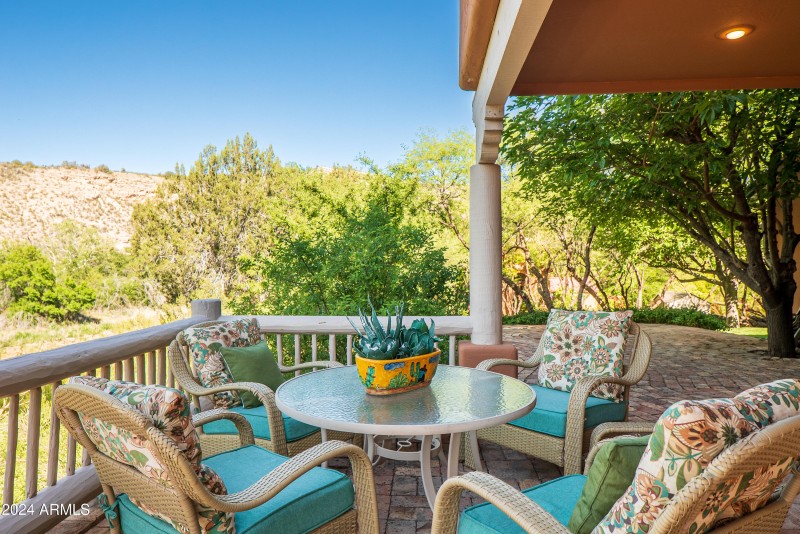 JL_3875NStagecoachRd-Home&Lawn-16