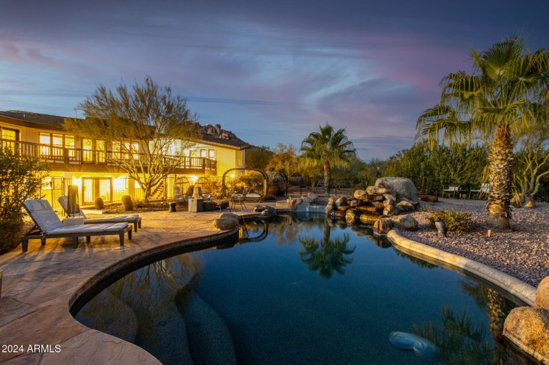 Entertainer's Paradise