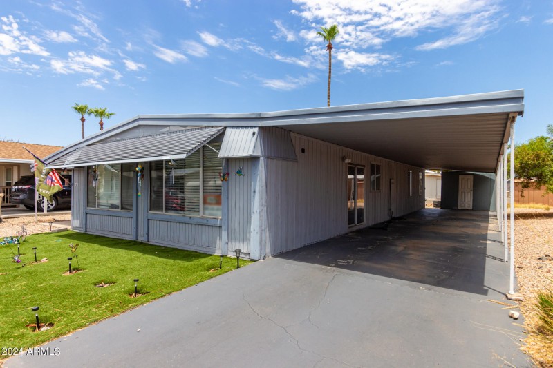 6828 W Pierce Street, 126