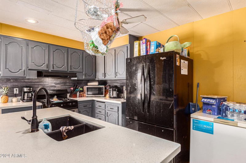 6828 W Pierce Street, 126