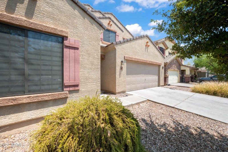 5677 s 239th dr buckeye, az 85326-3