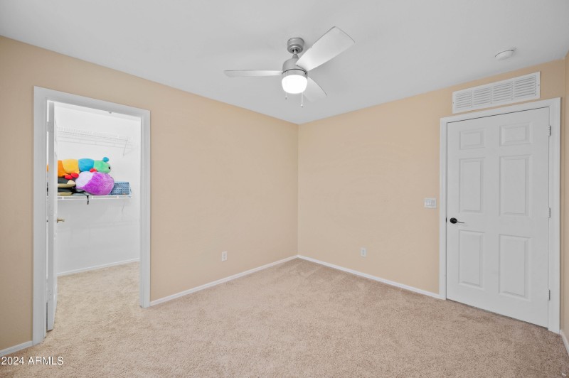 5677 s 239th dr buckeye, az 85326-8