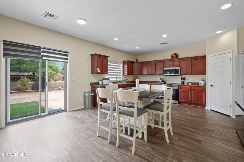 5677 s 239th dr buckeye, az 85326-39