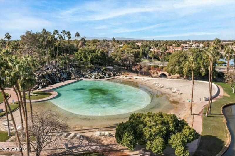 Clubhouse lagoon pool