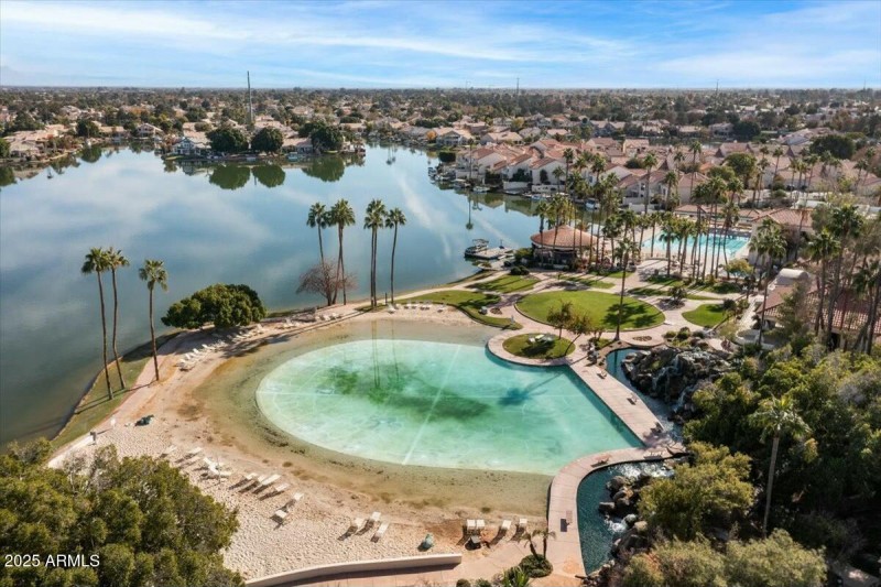 Clubhouse lagoon pool