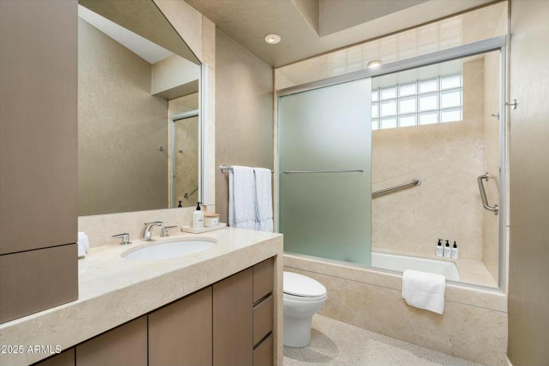 Guest House Bathroom