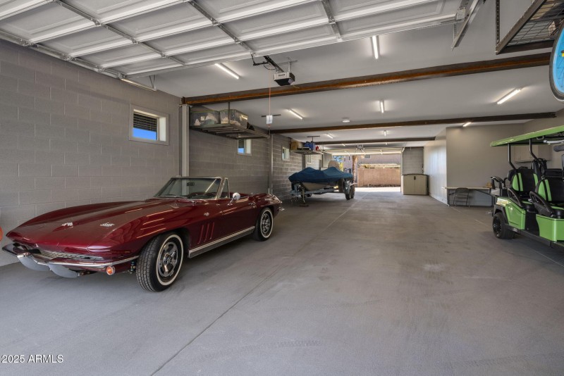 8 Car Additional Garage