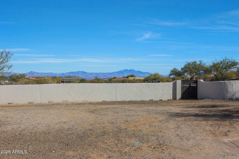 Spectacular View of Four Peaks