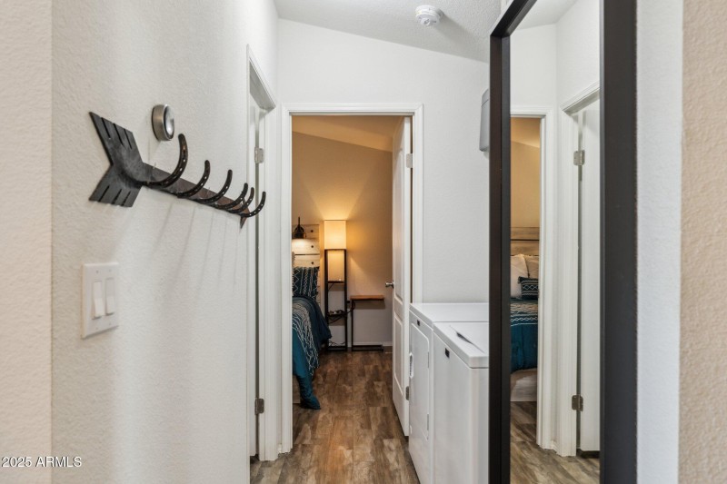 40-web-or-mls-27407-n-156th-st