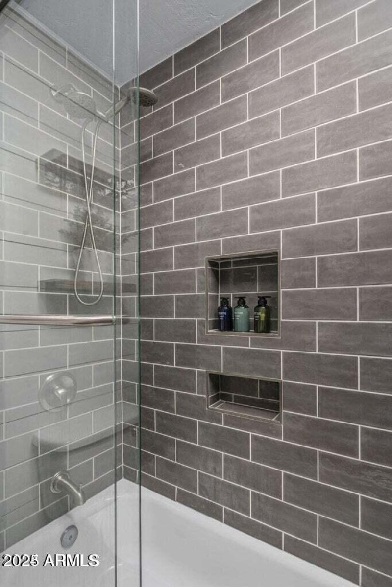 20240404032350235159000000-o