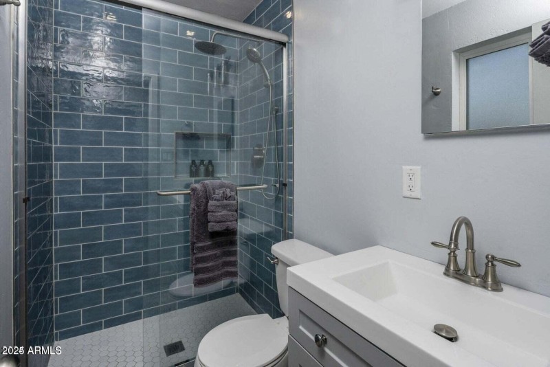 20240404032355994993000000-o