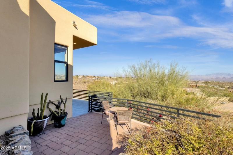 19-web-or-mls-15418-castillo-dr