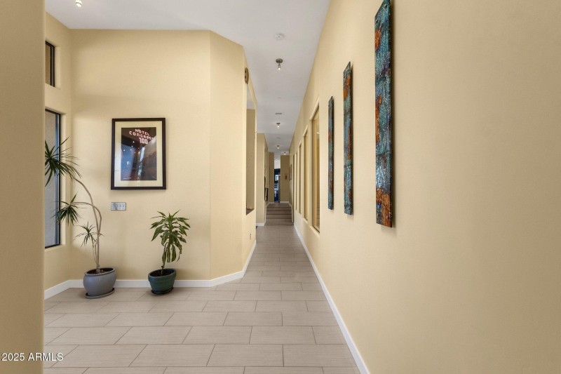 29-web-or-mls-15418-castillo-dr