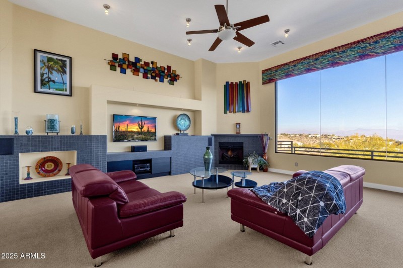 32-web-or-mls-15418-castillo-dr