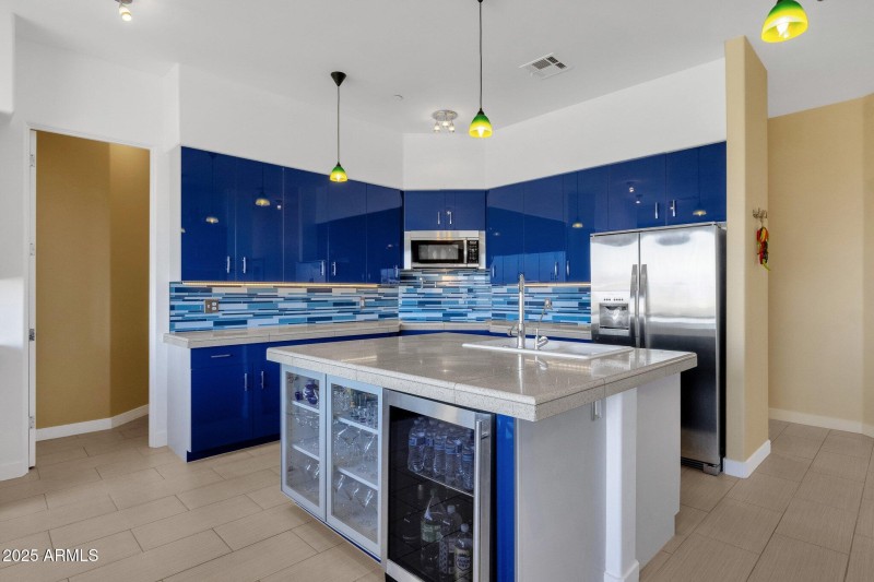 41-web-or-mls-15418-castillo-dr