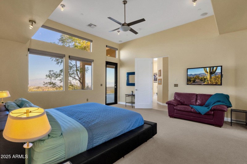 52-web-or-mls-15418-castillo-dr