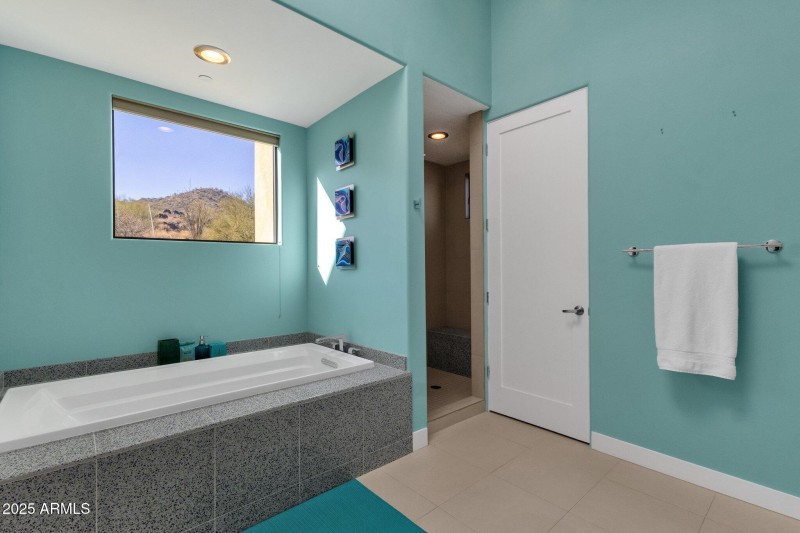 54-web-or-mls-15418-castillo-dr