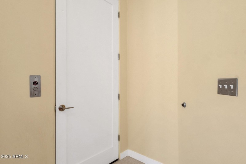 74-web-or-mls-15418-castillo-dr