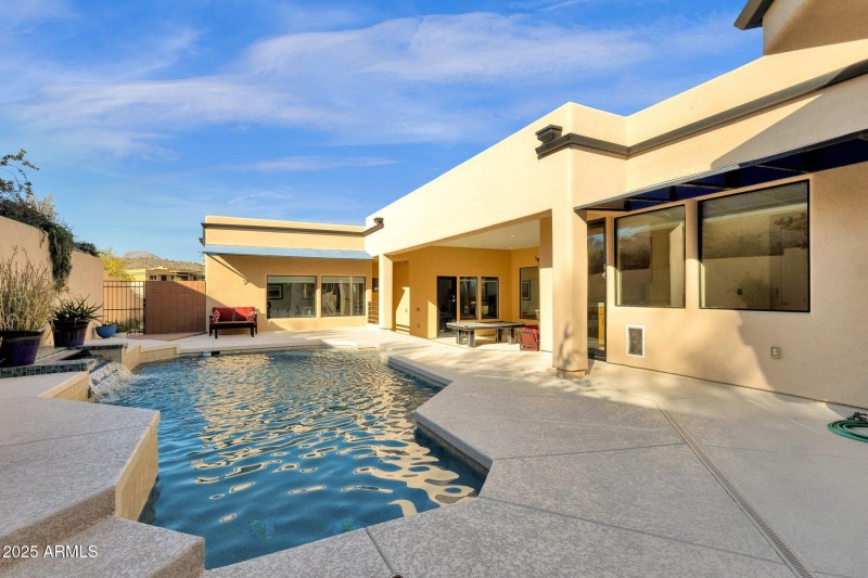 80-web-or-mls-15418-castillo-dr