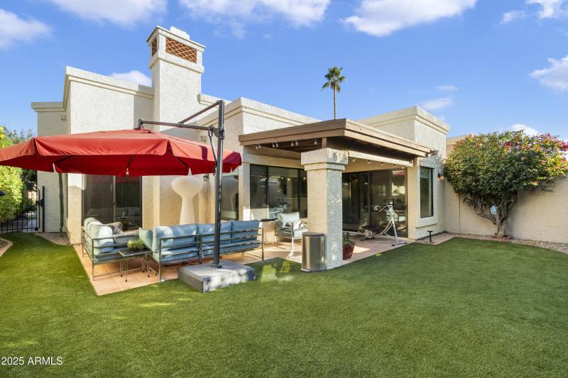 SYNTHETIC LOW MAINTENANCE GRASS YARD