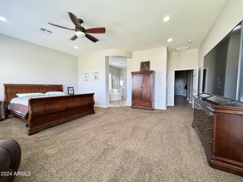 137BBD73-905B-4BF6-9001-E81BF85A6FB5_1_1