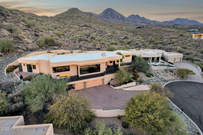 181-web-or-mls-15418-castillo-dr