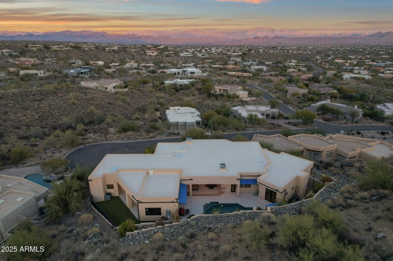 186-web-or-mls-15418-castillo-dr