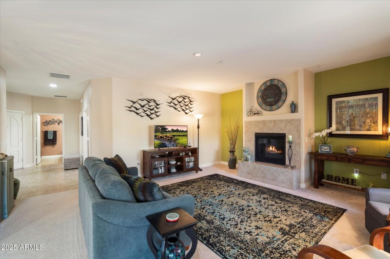 Spacious living room