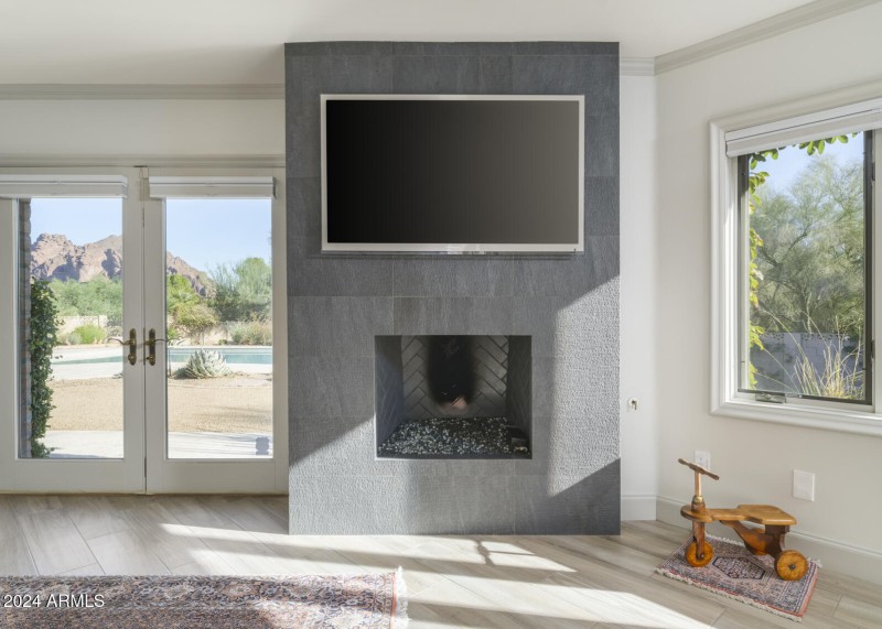 3921 E San Miguel Ave, PV, 85253